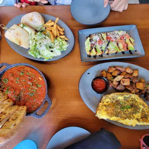 Photo of M by Mokafé