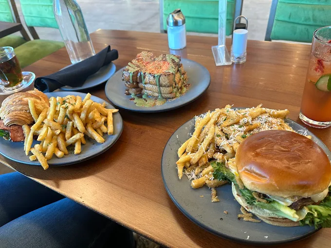 Photo of M by Mokafé