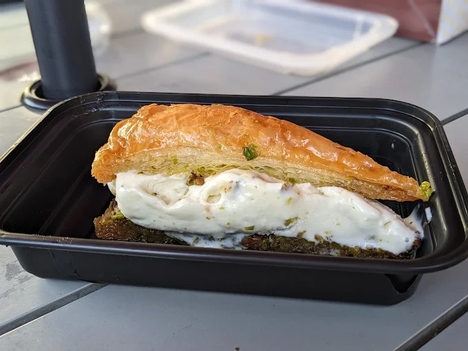 Pasha Castle Sweets & Tea