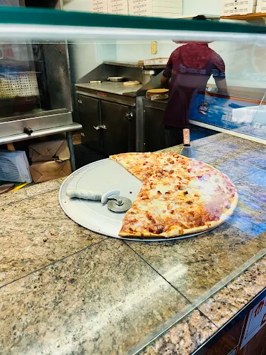 Photo of Medina Fried Chicken & Pizza