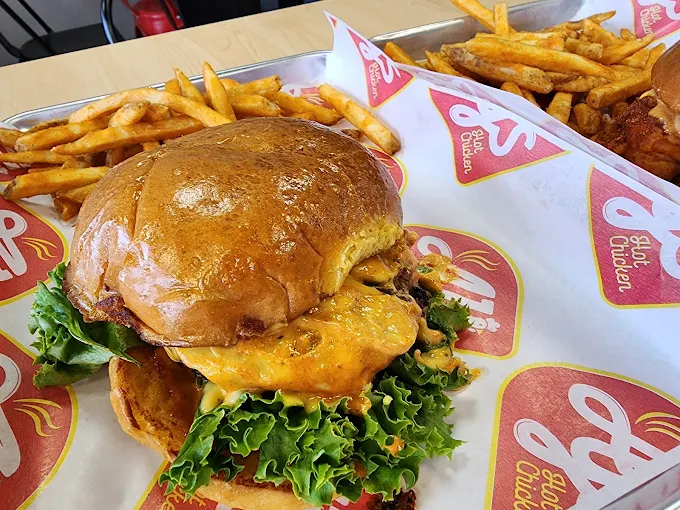 AJ's Hot Chicken | Halal American in Richardson, TX — Zabihah