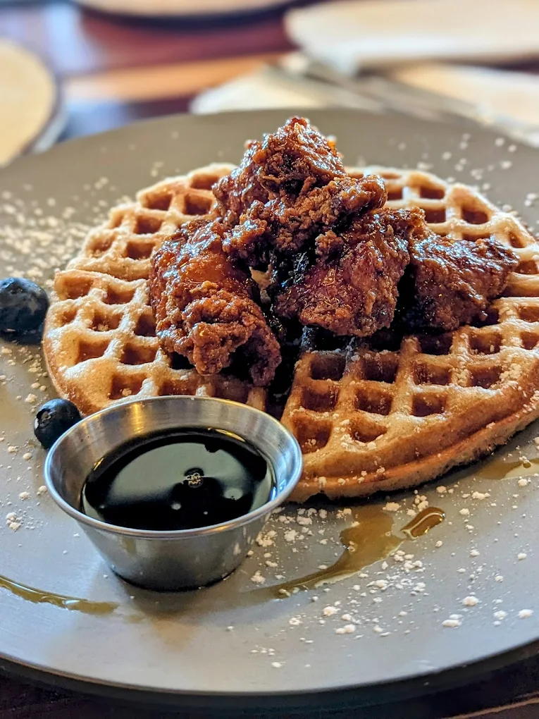 Photo of Two Hommés