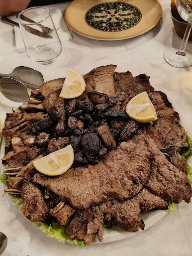 Photo of 6 Vellezerit Osmani