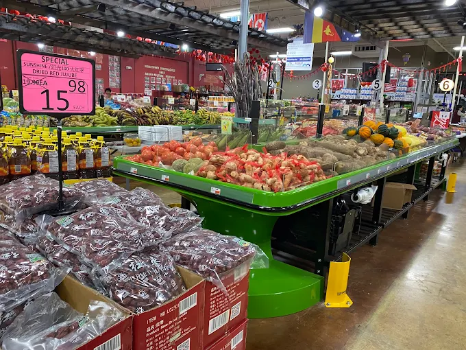 Hometown Supermarket